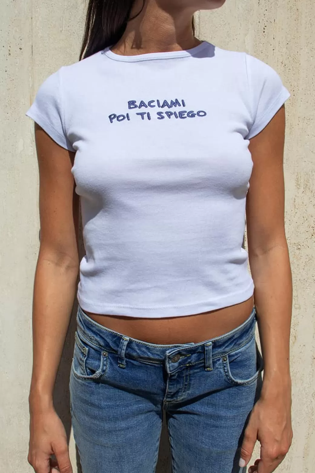 Subdued Camiseta Baciami poi ti spiego< Graphics