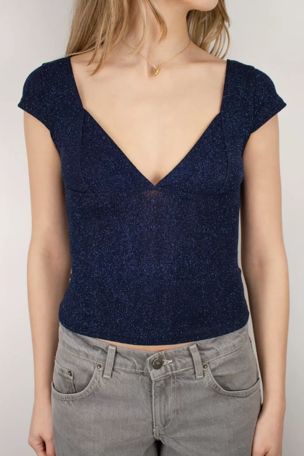 Subdued Camiseta escote en V< Camisetas