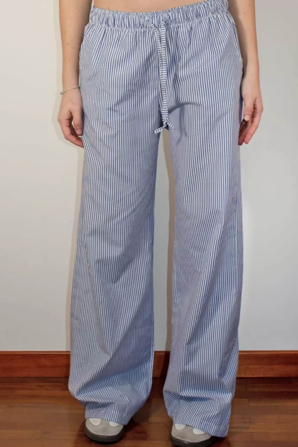 Subdued Pantalones wide leg con coulisse< Pantalones