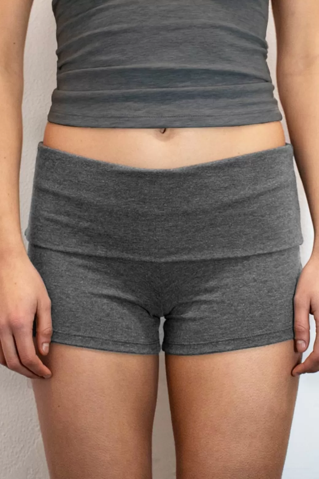 Subdued Shorts con dobladillo< Shorts