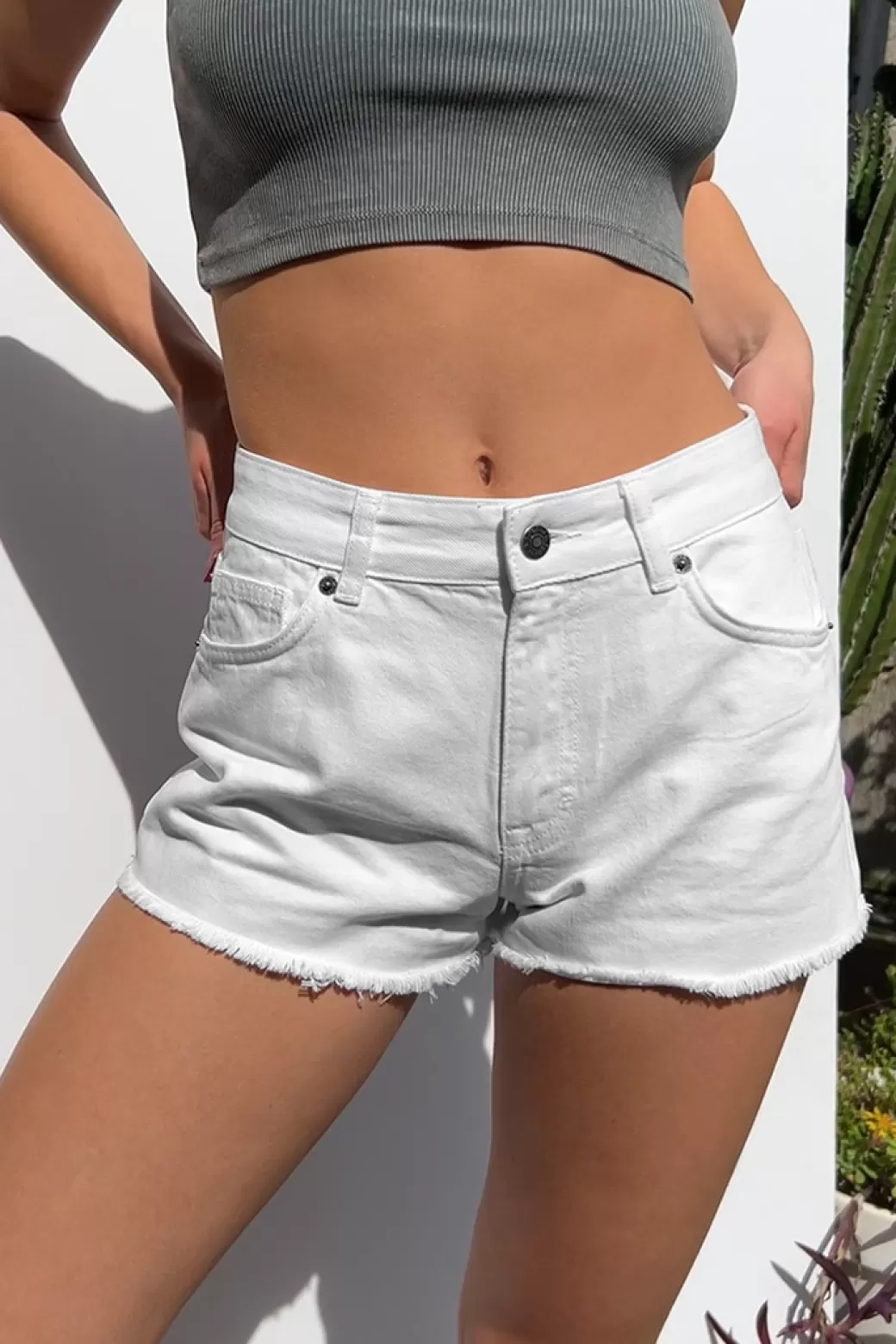 Subdued Shorts tiro medio< Shorts